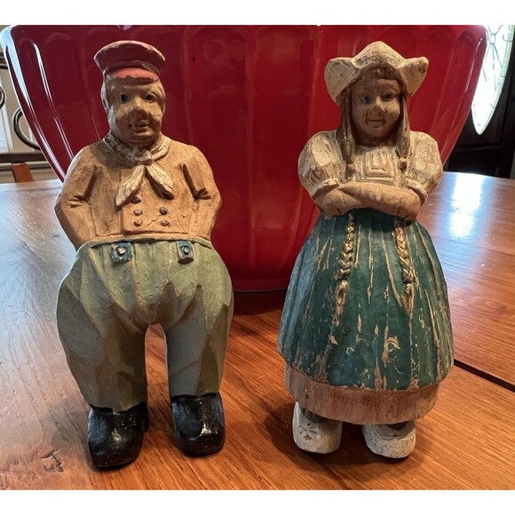 Antique Figurines Statues Dutch Man & Woman Carved 5.25" Tall Set of 2 Resin - Picture 2 of 9
